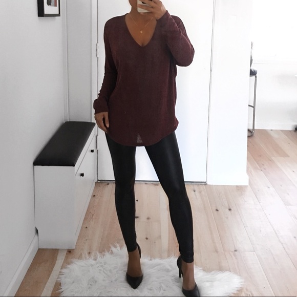 BURGUNDY SCARLETT LIGHTWEIGHT SWEATER - Picture 1 of 4